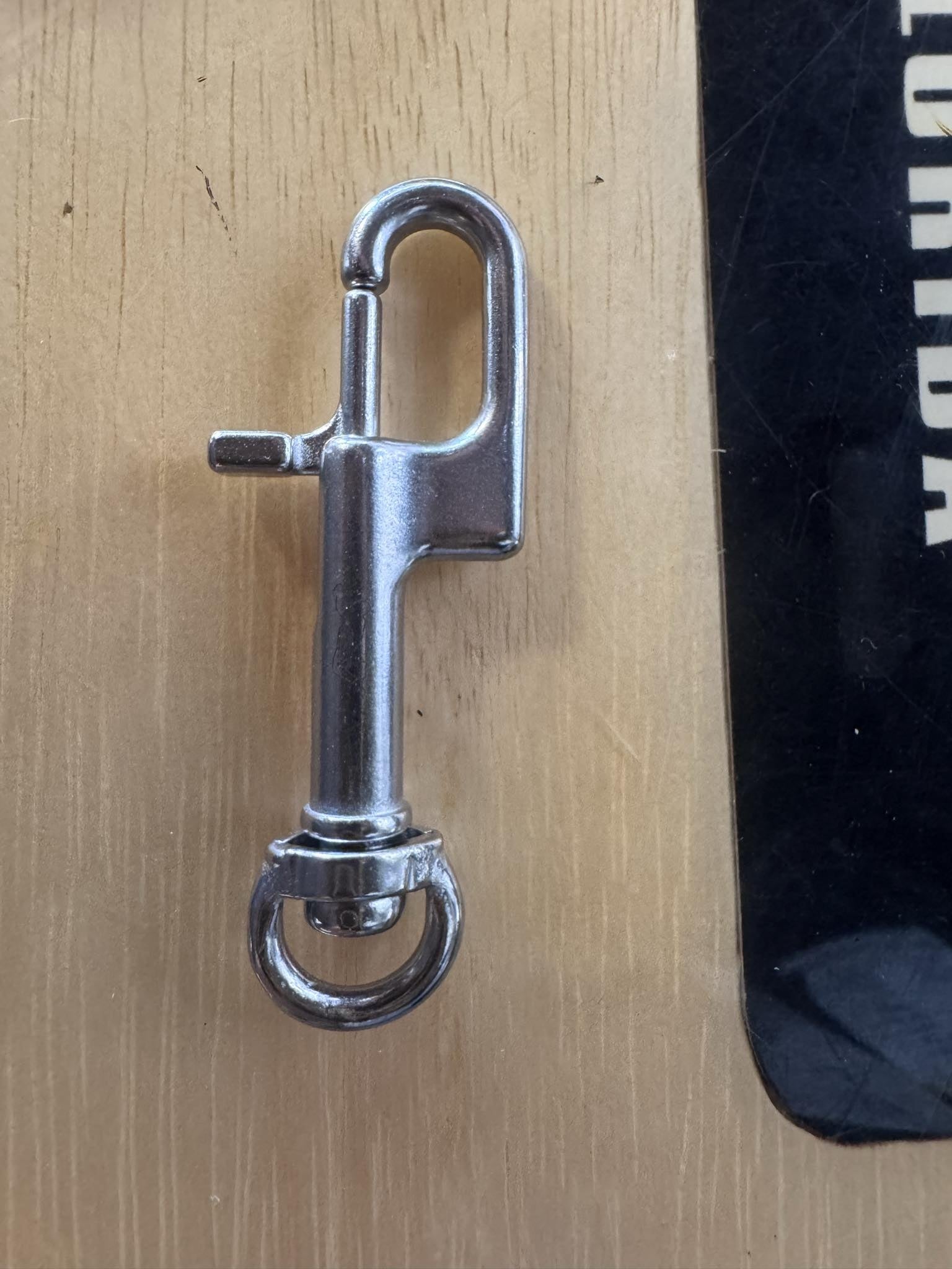 Cave Adventurers Bolt snaps